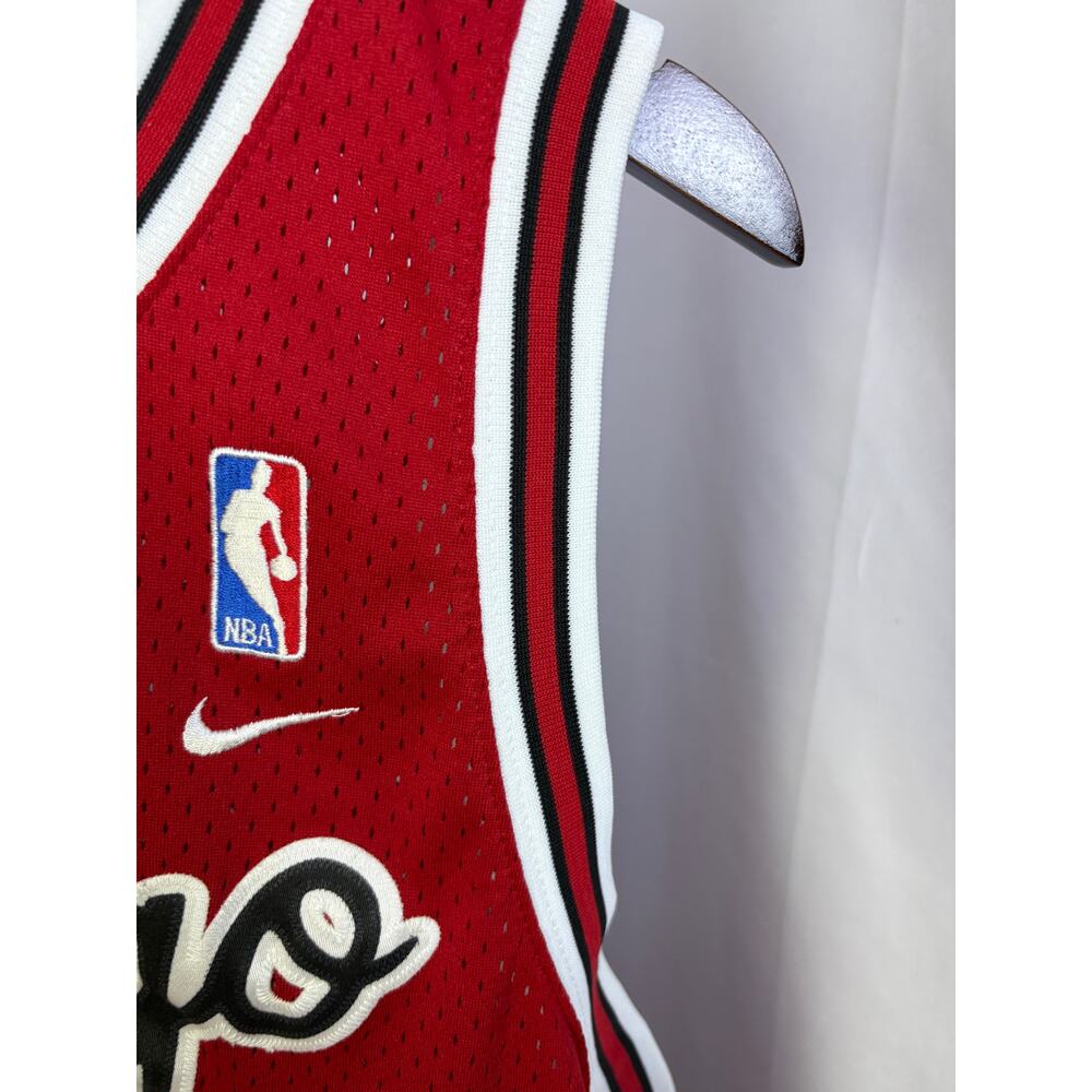 Nike Chicago Bulls Michael Jordan #23 Retro Jersey Size L - Picture 6 of 12